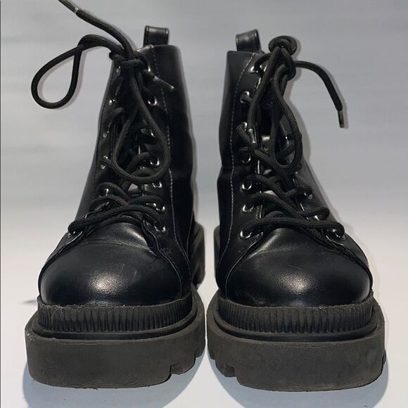 Divided Black Combat Boots with Chunky Platform Soles - Picture 1 of 6